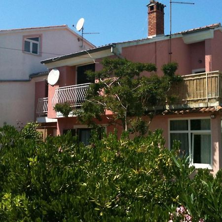 Olive Tree Apartments Rovigno Esterno foto