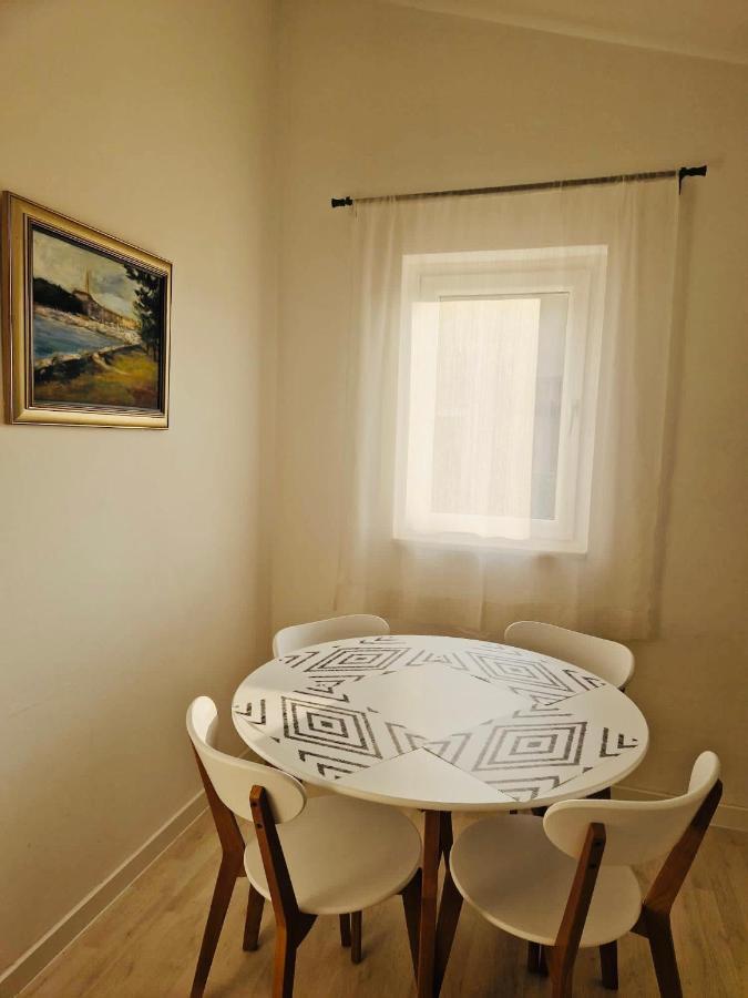 Olive Tree Apartments Rovigno Esterno foto